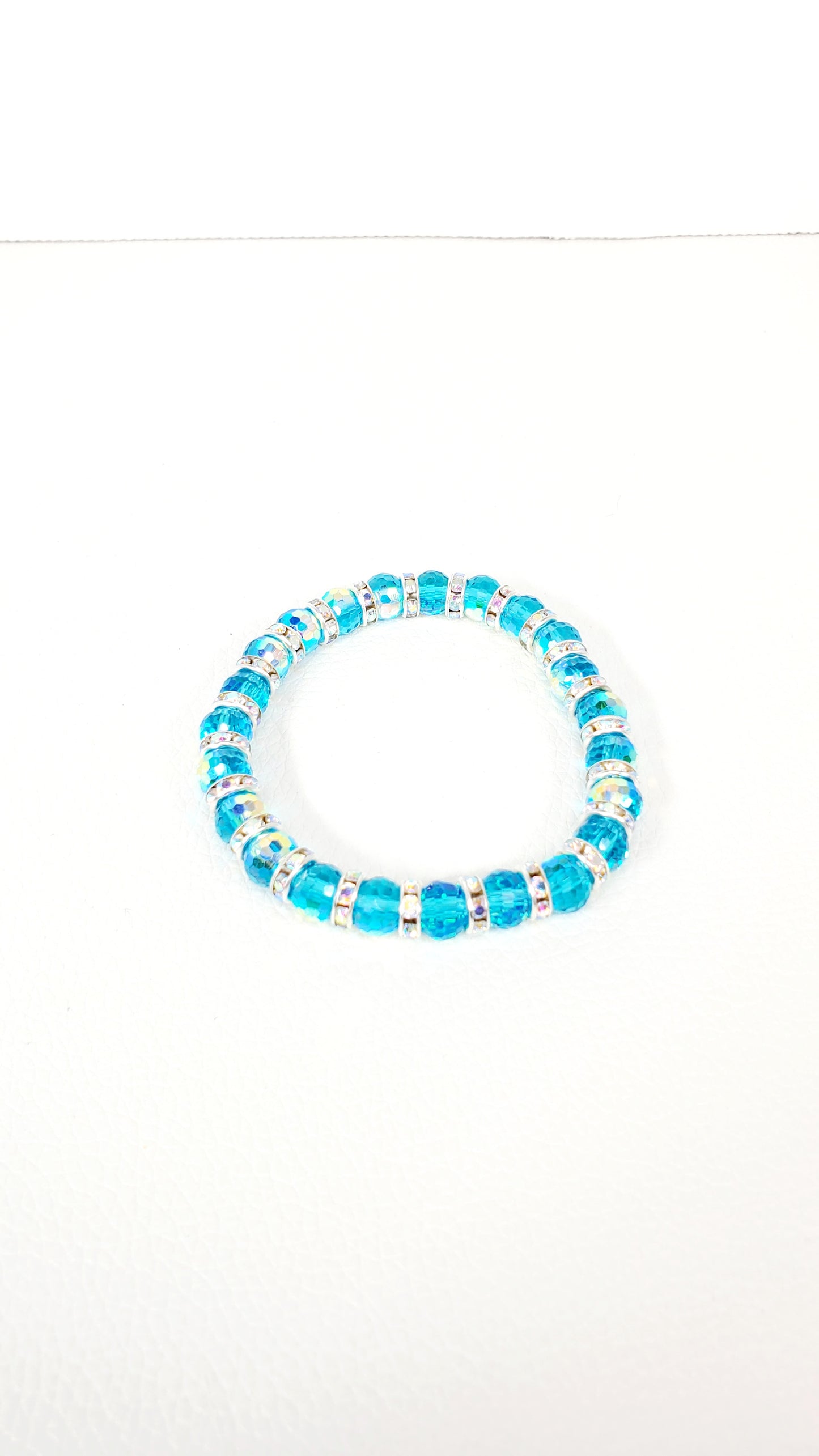 Beautiful Blue Aurora Borealis Faceted Crystal Glass Stretch Bracelet