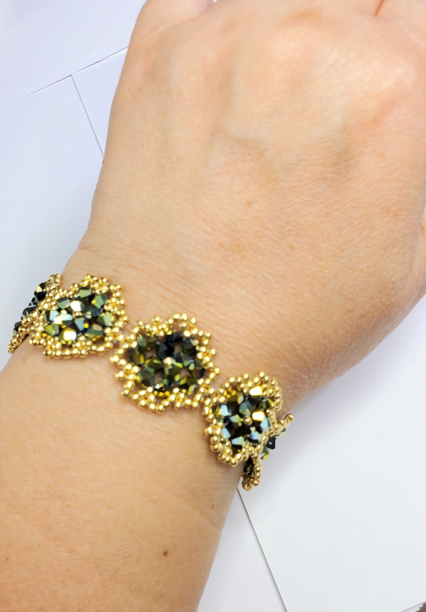 Beautiful Green Handmade Crystal Beaded Link Bracelet