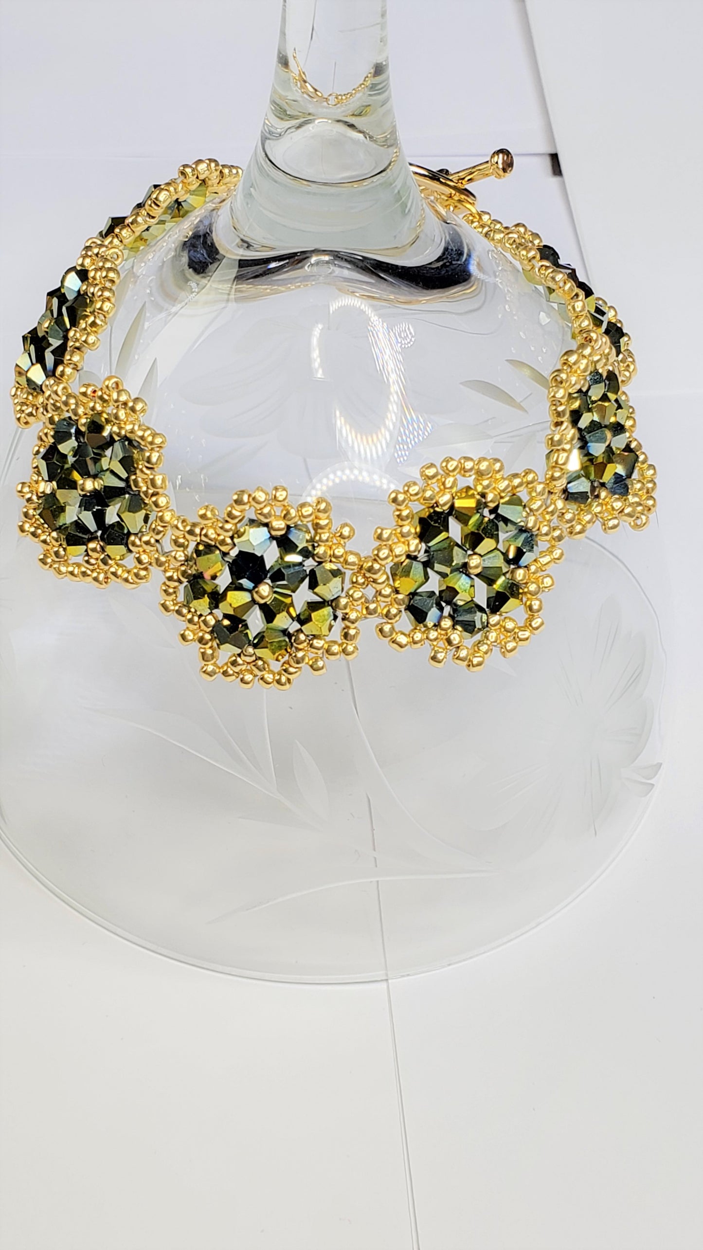 Beautiful Green Handmade Crystal Beaded Link Bracelet