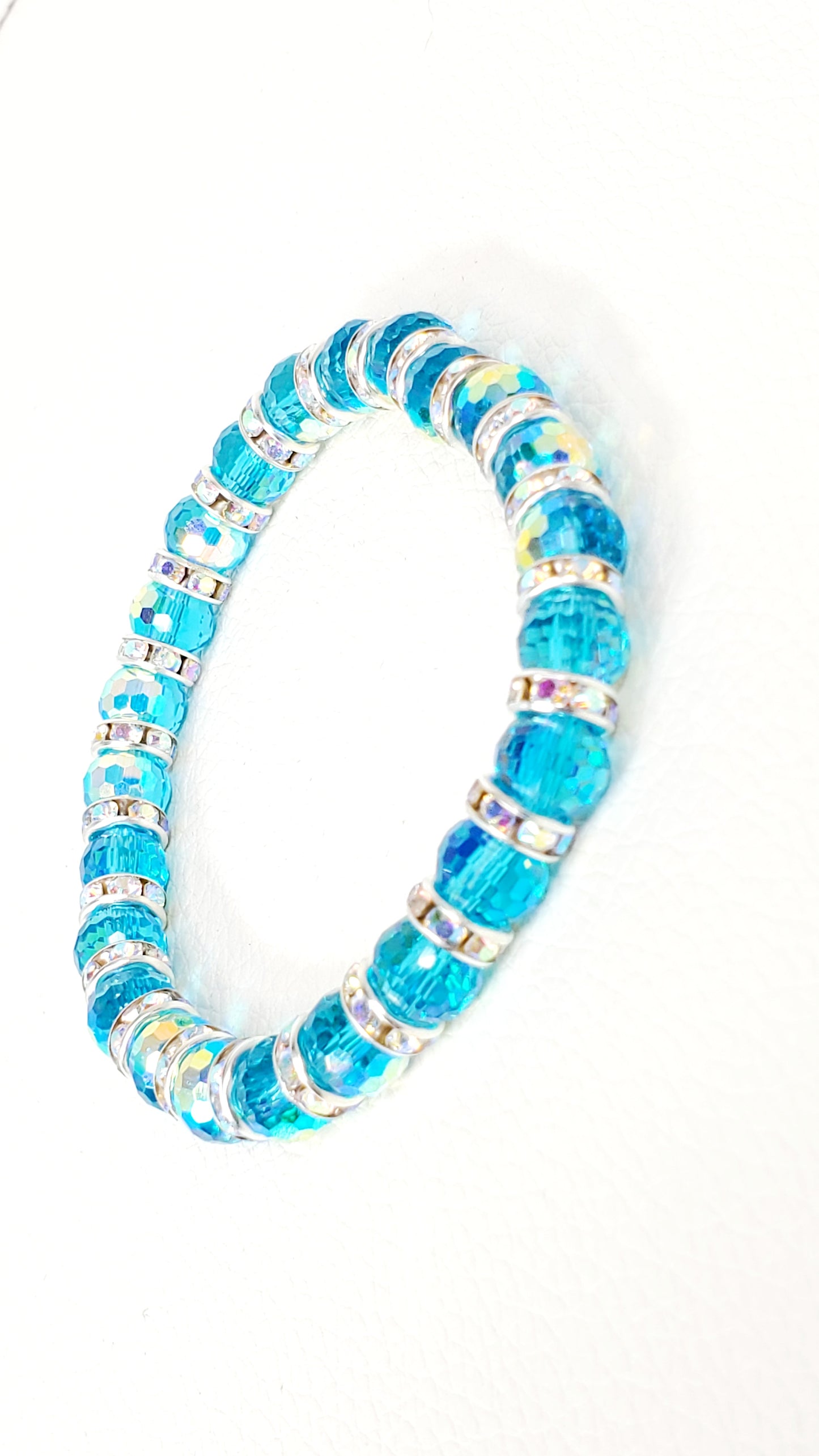 Beautiful Blue Aurora Borealis Faceted Crystal Glass Stretch Bracelet